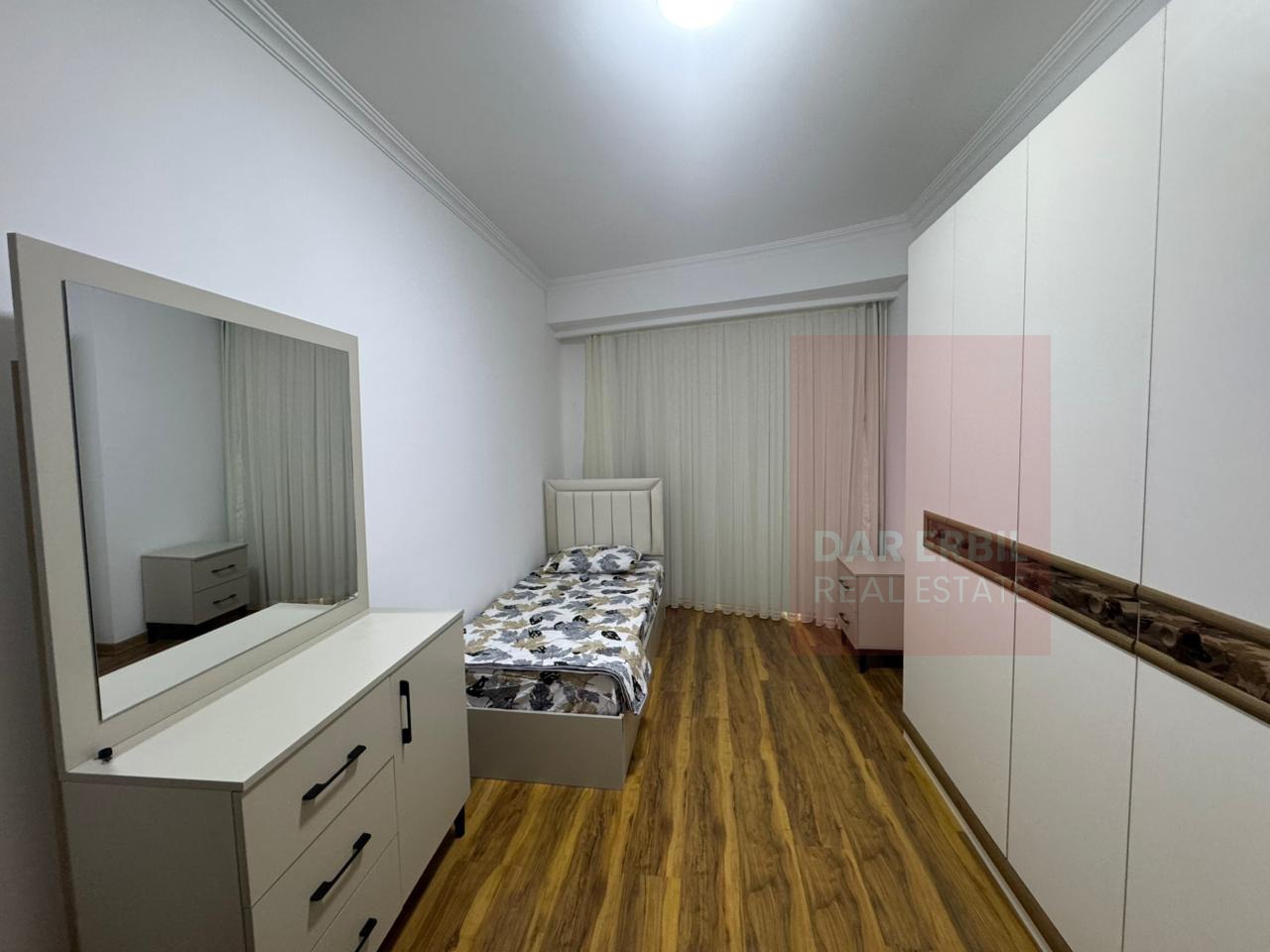 Roya Towers - Image 2